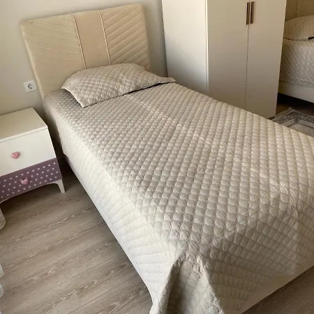 Apartment Sifir Esyali Daire- 2+1